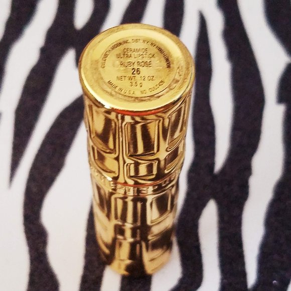 Elizabeth Arden Ceramide Ultra Lipstick # 26 Ruby Rose - Picture 2 of 3
